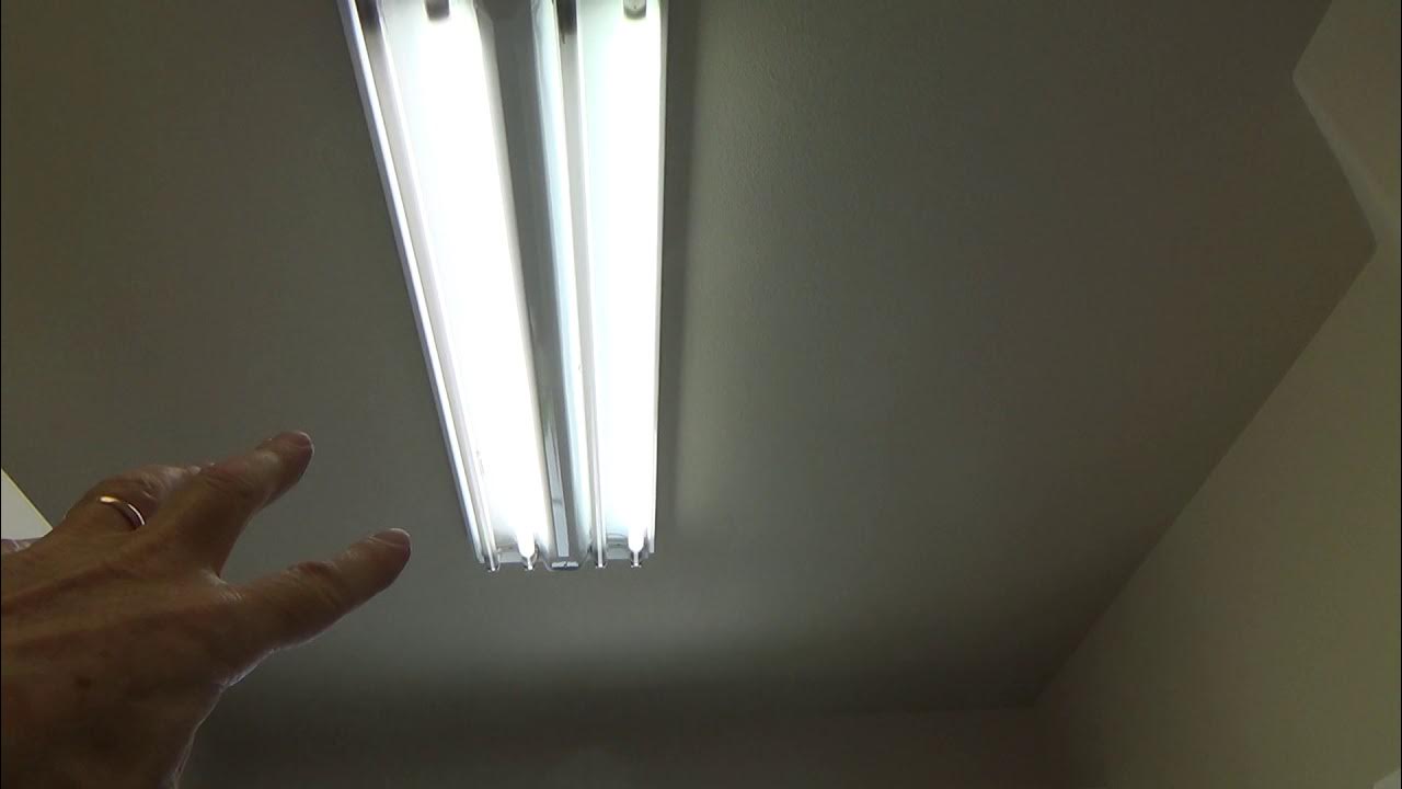 How to Know When Fluorescent Light Tubes are About Ready to Burn Out YouTube