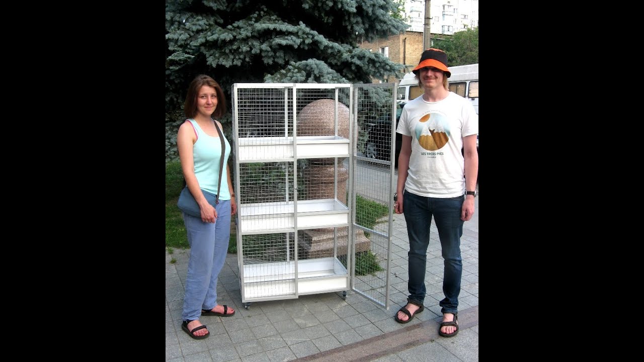 Клетка для хорька 3-х этажная. Размер 1,5 х 0,8 х 0,4 м.