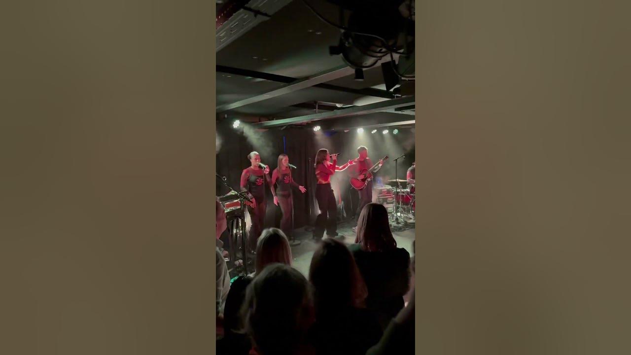 Dronningen af månen🌜✨🍻 - Pil  live 2024