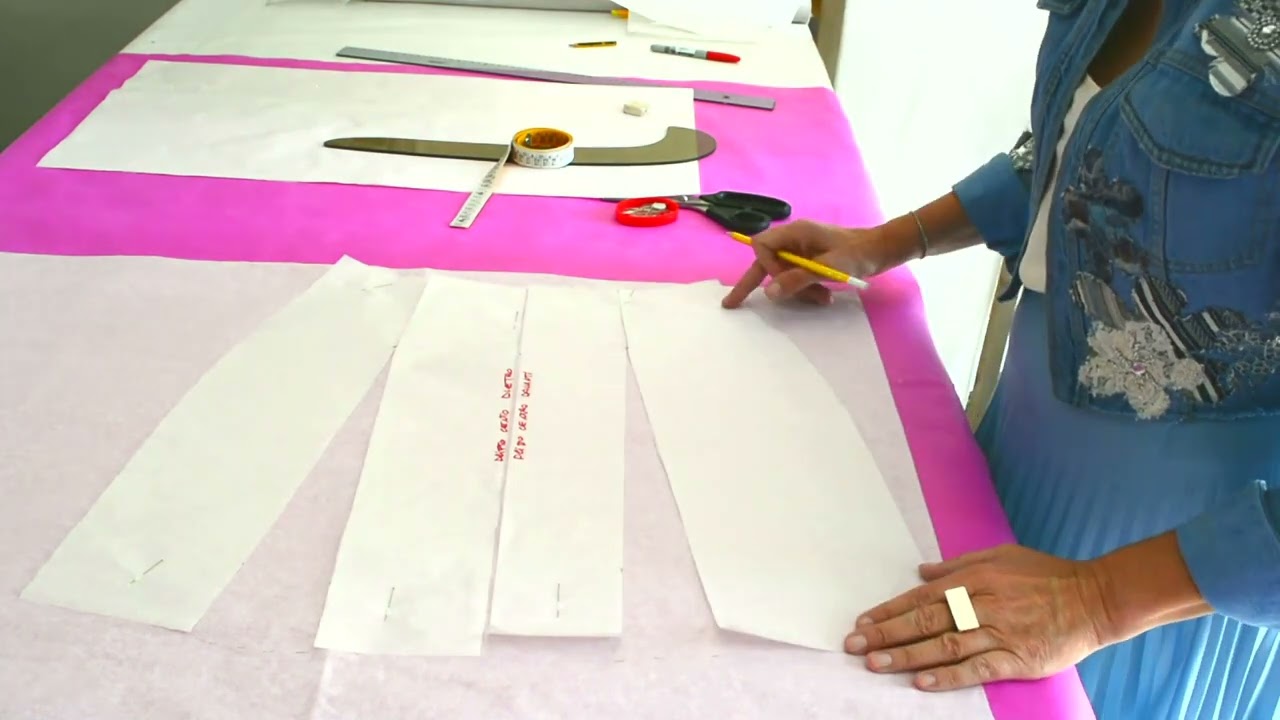 Come creare il modello della gonna svasata a portafoglio - Lezione 3 di 42