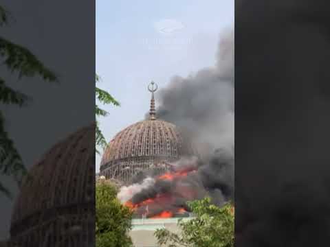 Detik-Detik Runtuhnya Kubah Masjid Jakarta Islamic Center #shorts