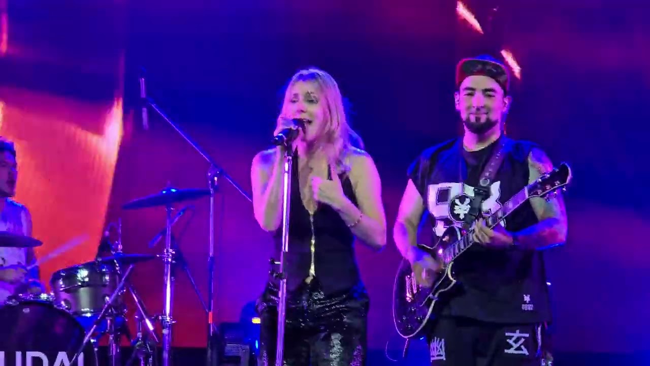 Kudai disfraz Estadio Obras 