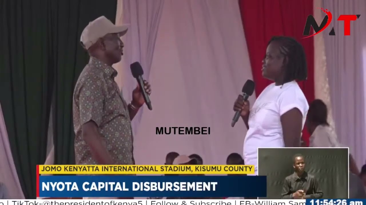 RUTO IN KISUMU SHOWERING LUO YOUTHS WITH NYOTA MONEY!!