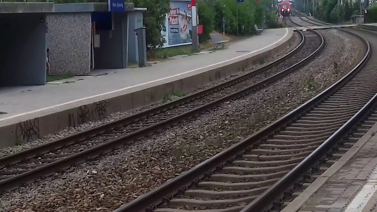 ÖBB Lok Durchfahrt in Wien Speising