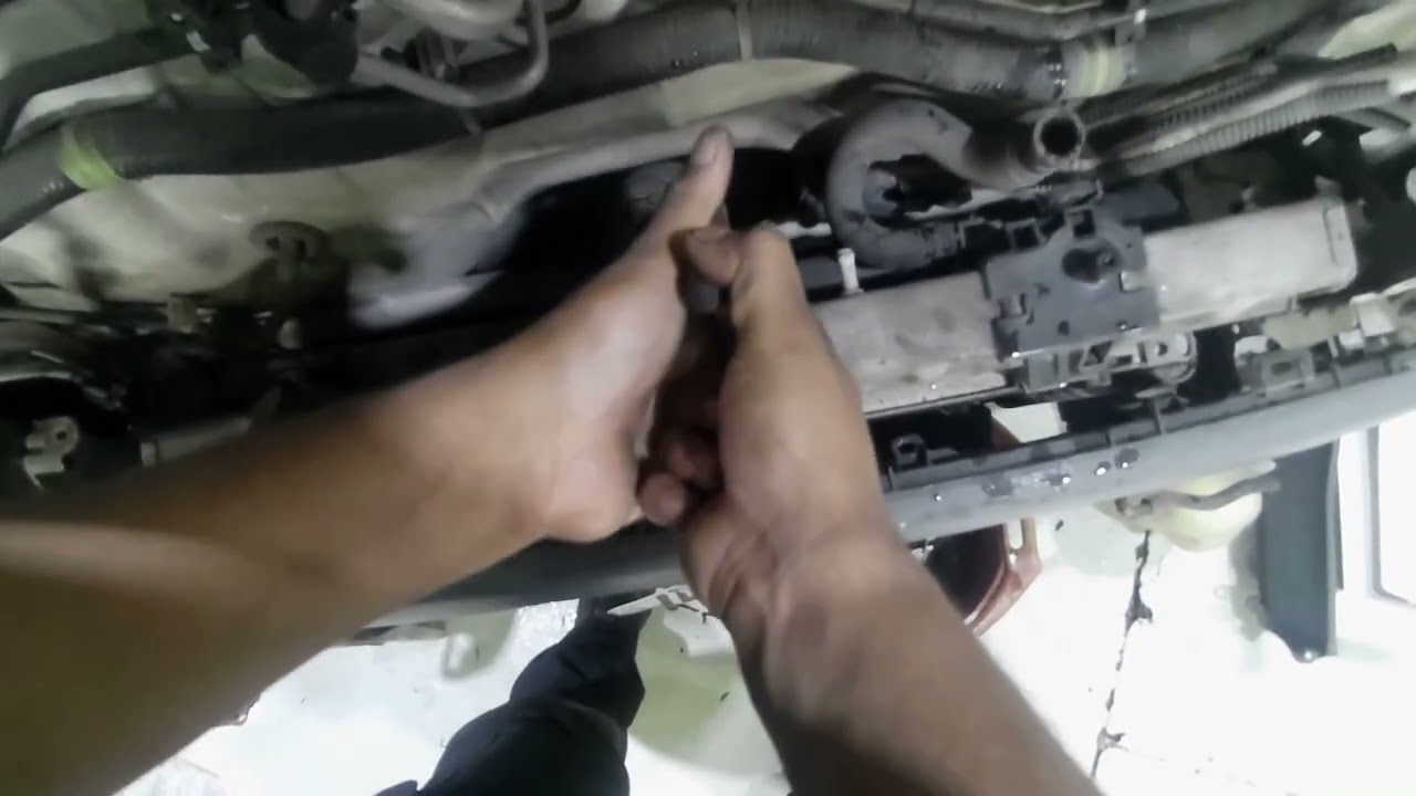 Toyota hiace radiator removal