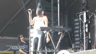 Phantogram - Bad Dreams [HD] LIVE 10/12/2014