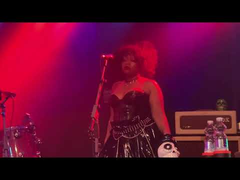 Tito & Tarantula - When you cry, Wrgl, 03.05.24