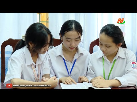 Video Gặp gỡ nữ thủ khoa lớp 10 trường THPT Nho Quan C - youtube