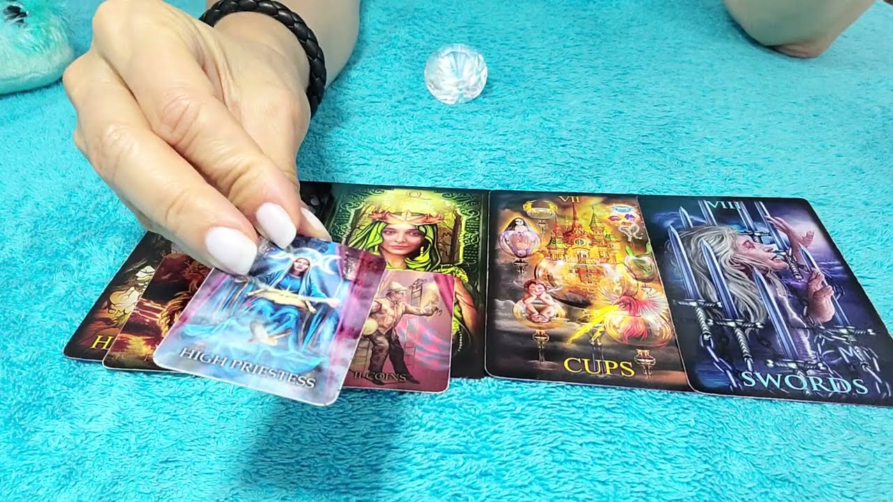 PISCES - MAY 2021 WANTING TO REUNITE & RECONCILE WITH YOU, PISCES! 💗 👀 TAROT READING