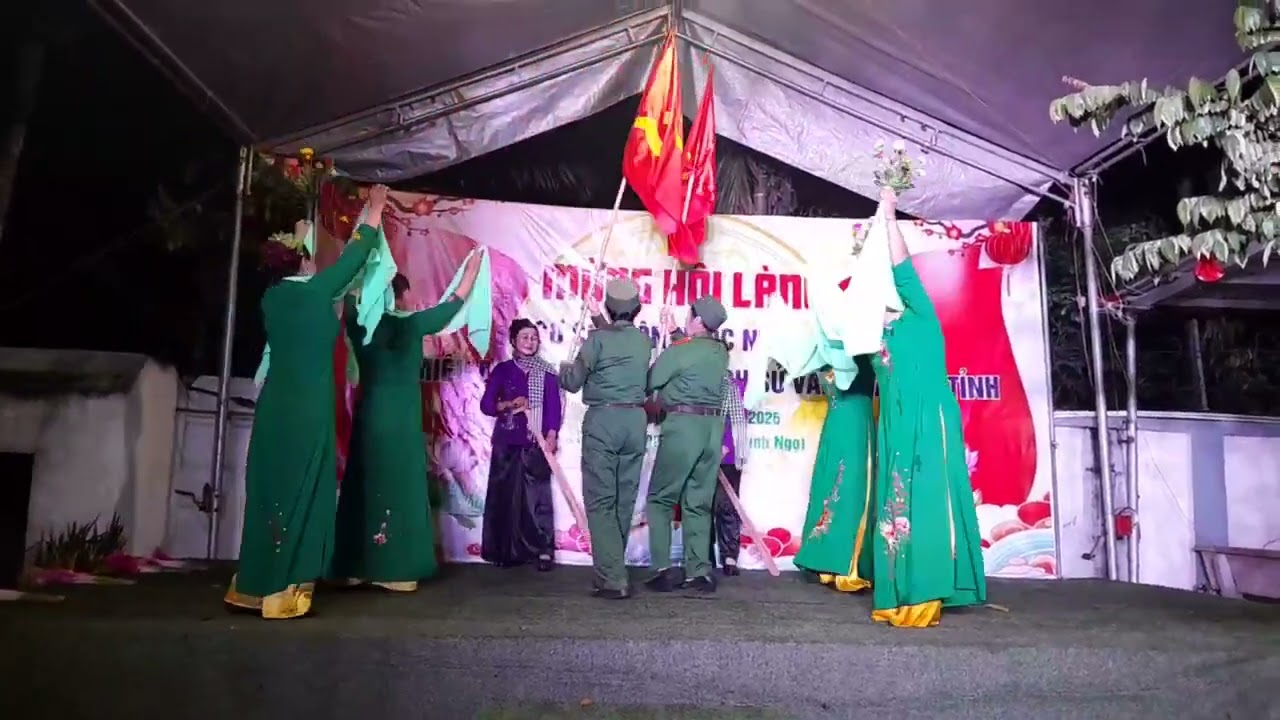 Đội văn nghệ Ngọc Thượng Phùng Hưng Minh chính