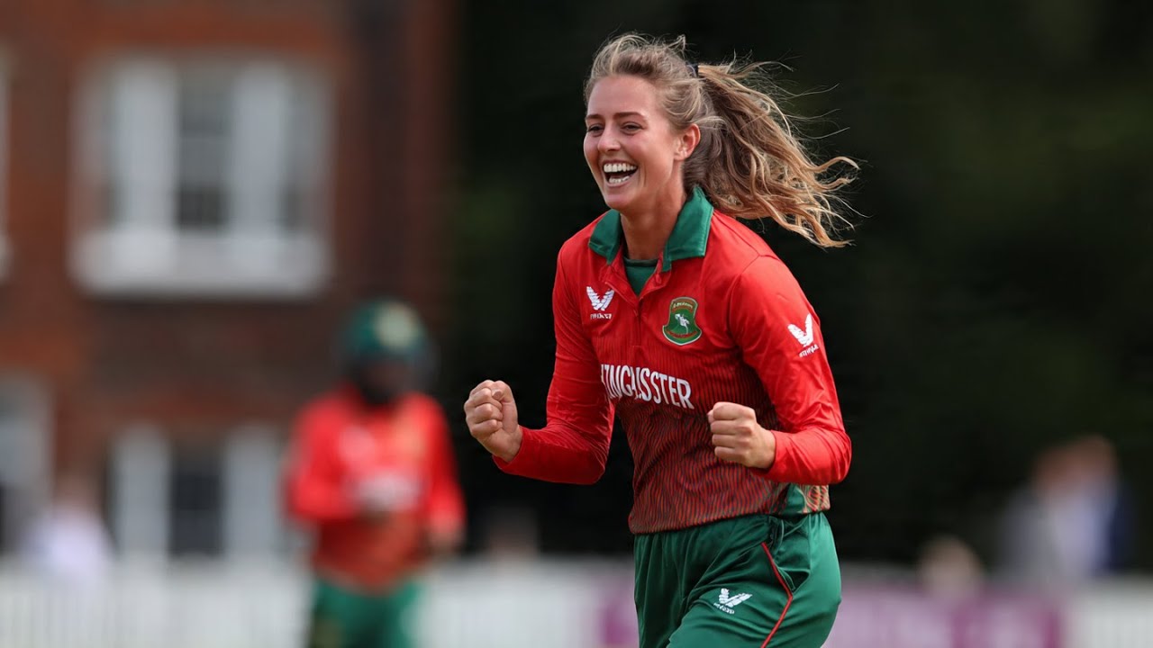 सोफी डिवाइन की हैट्रिक से बांग्लादेश विवाद तक