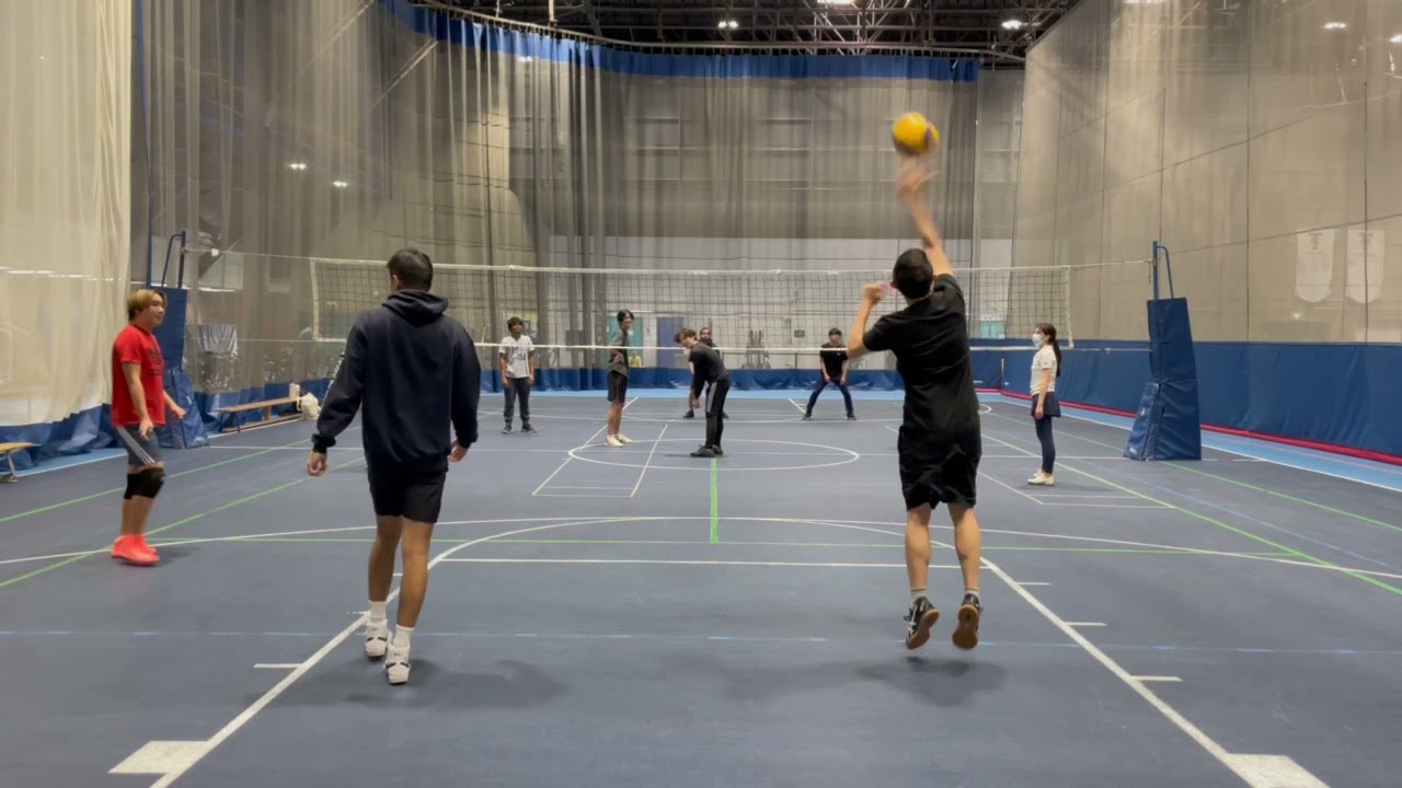 UofT Volleyball Drop in December 19, 2021