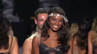 Intimissimi Fashion Show   Part 1 4k HD The Show part II   001 14