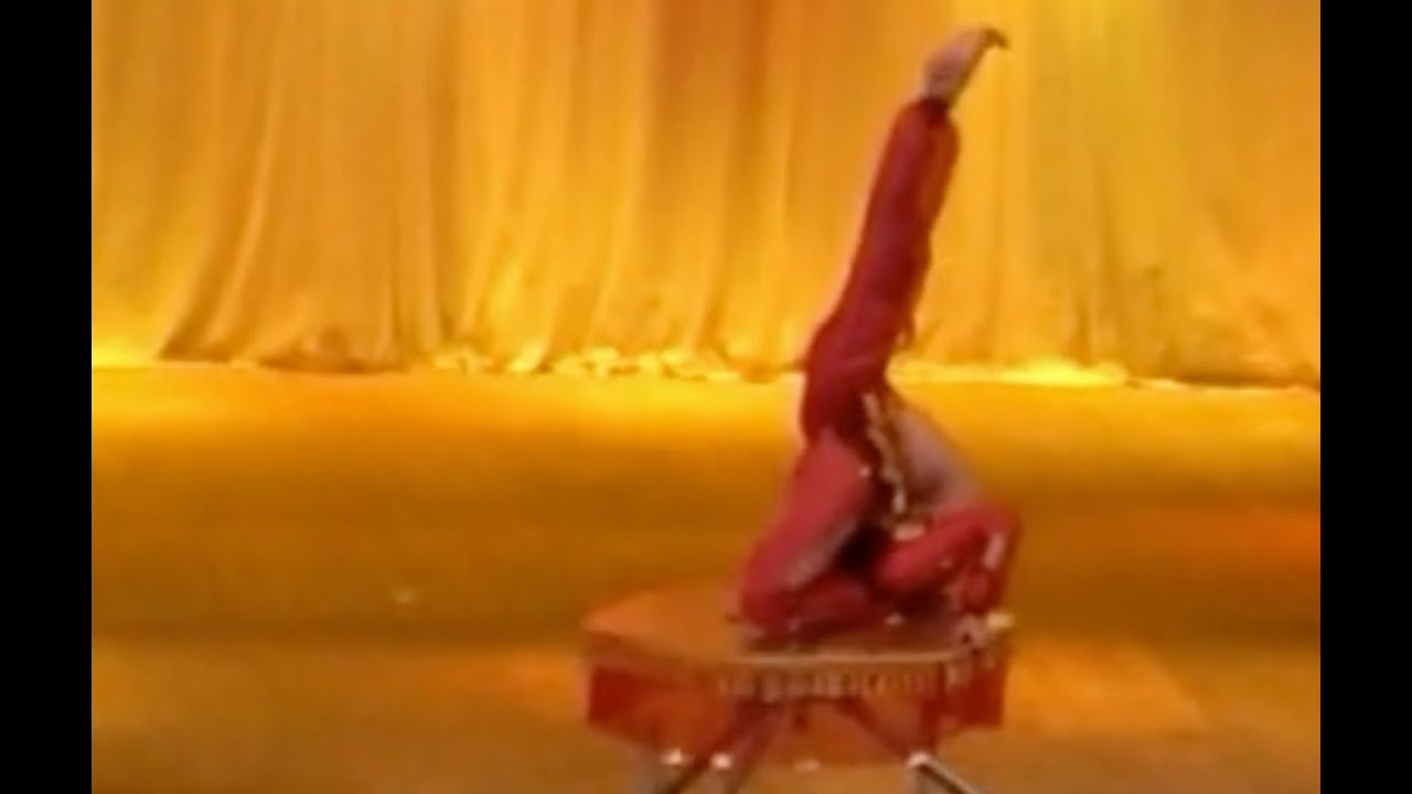 Contortionist Ekaterina Gordievskaya