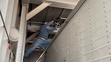 Trucking-Hauling Soybeans