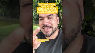 Dois homens numa moto da cor vermelha vai borda você na porta da sua casa com um revólver 