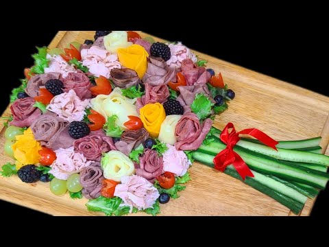 Christmas Arrangements - Make The Holidays Memorable With A SPECIAL CHARCUTERIE BOUQUET