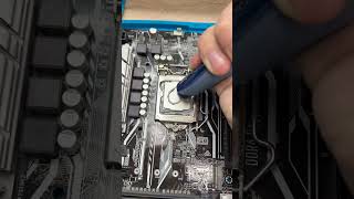 Aplici gresit pasta termica! 🤔 #tech  #computer  #thermalpaste  #cooling  #romania  #gaming