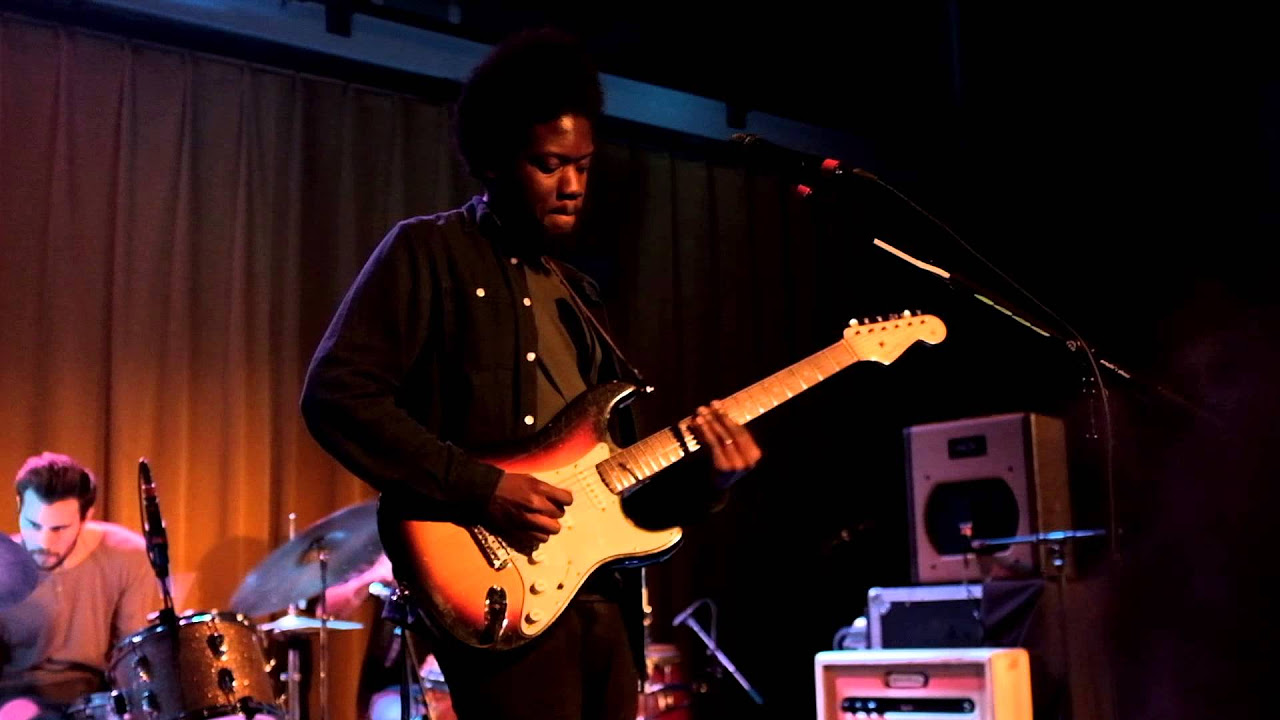 Michael Kiwanuka - Cold Little Heart (from the new album 'Love \u0026 Hate' ) - People's Place Amsterdam