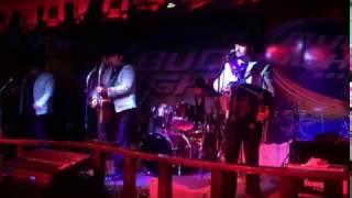 El Chubasco-Los Viejones de Linares