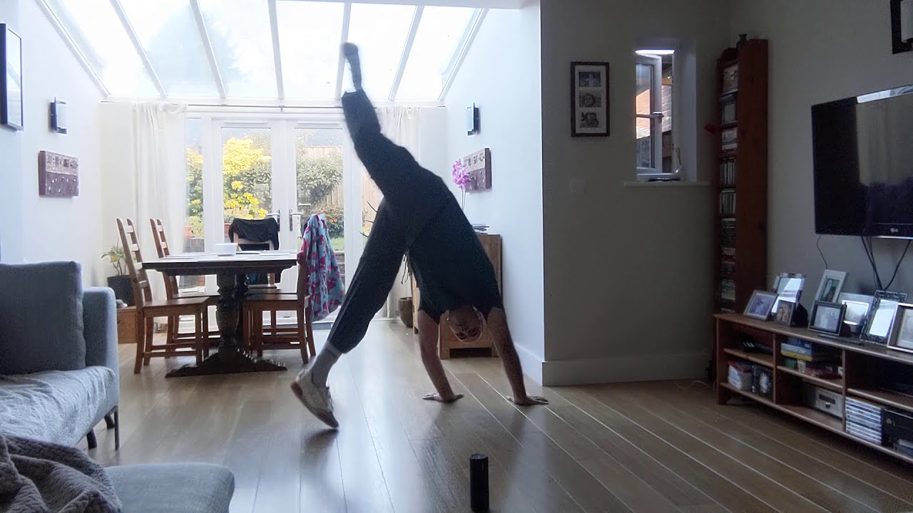 35 min Capoeira Angola Move & Stretch tutorial class solo training