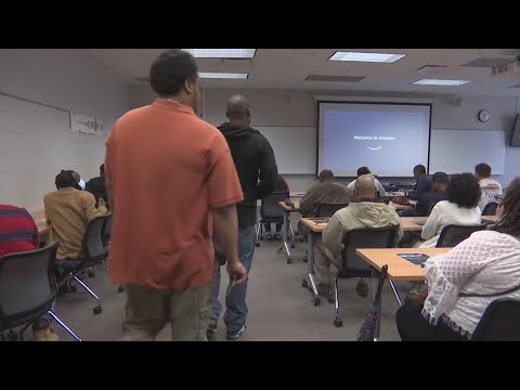 New Amazon facility coming to Kinston draws hundreds of people hoping to secure a job