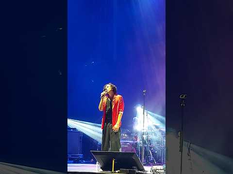 Ermal Meta in concerto, brano Stella Stellina