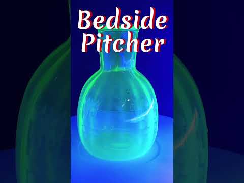 BEDSIDE PITCHER GLASS URANIUM VASELINE GREEN Antique 1920 Depression era