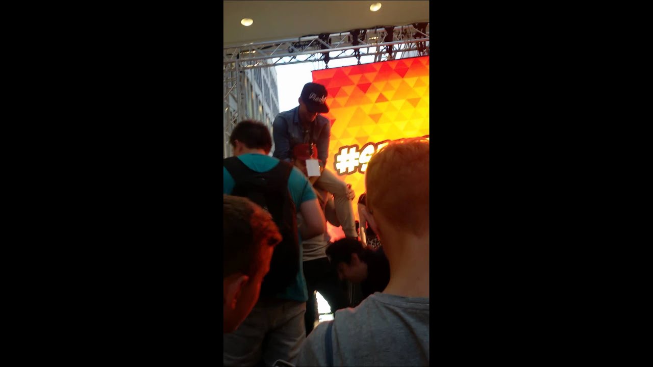 KS Freak auf den Schultern von altana