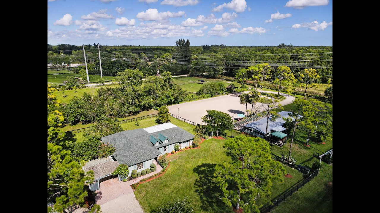 EQUESTRIAN HOME FOR SALE NEAR WELLINGTON FOR LESS THAN $1M!!