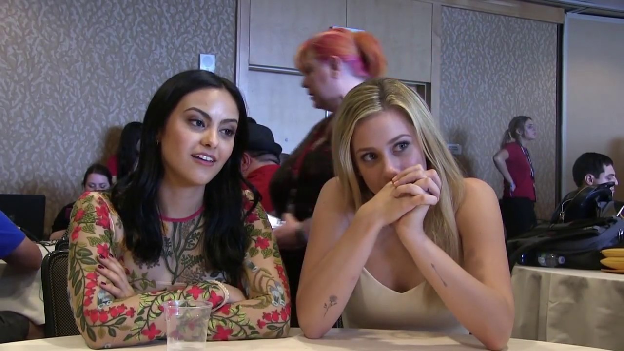 Riverdale News Pictures And Videos E Online