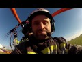 Marcos Di Palma volando en Paramotor La Búsqueda