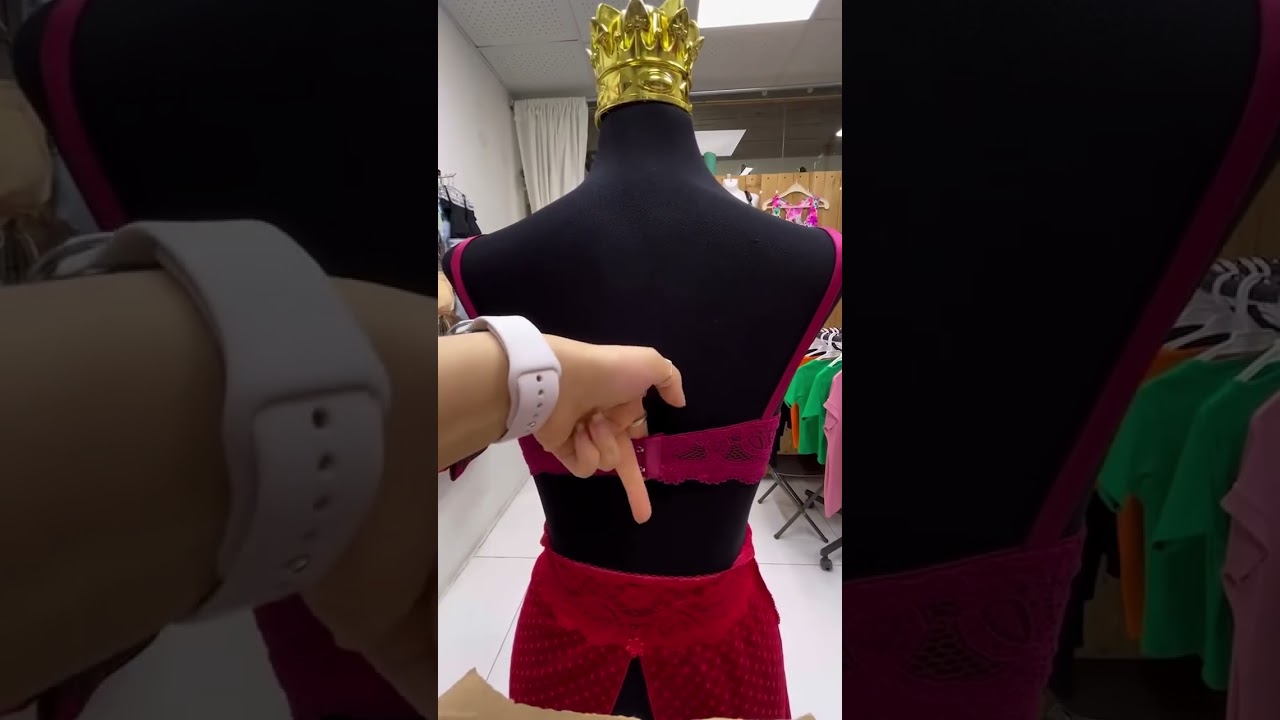 How to unhook bra with single hand  