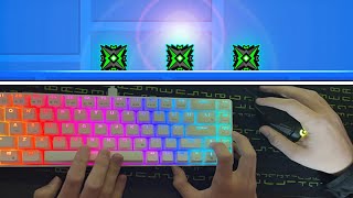 I made a working 3 player mode in geometry dash.