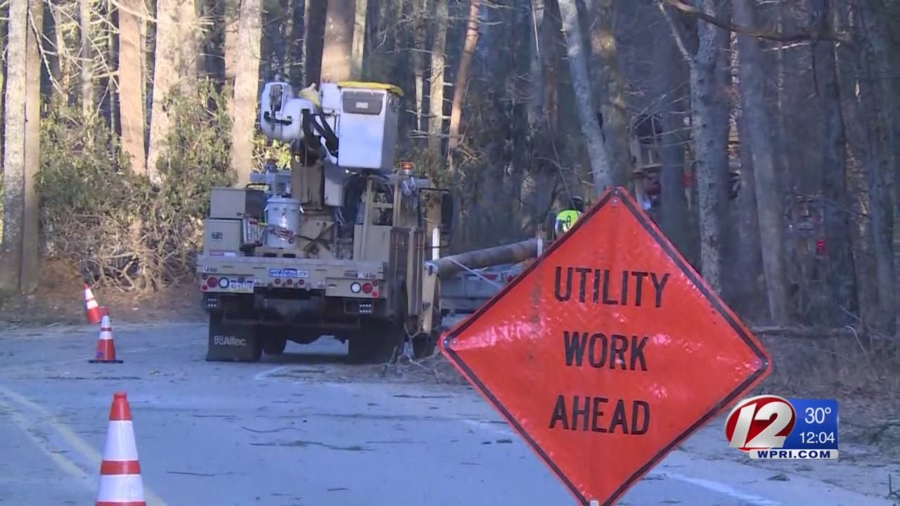 Worker in West Greenwich has collapses, dies