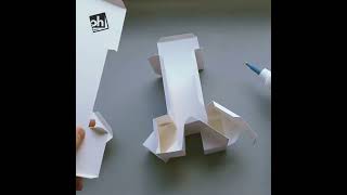 How to make a paper Creeper with papercraft PDF template. Paper Minecraft Creeper building process.