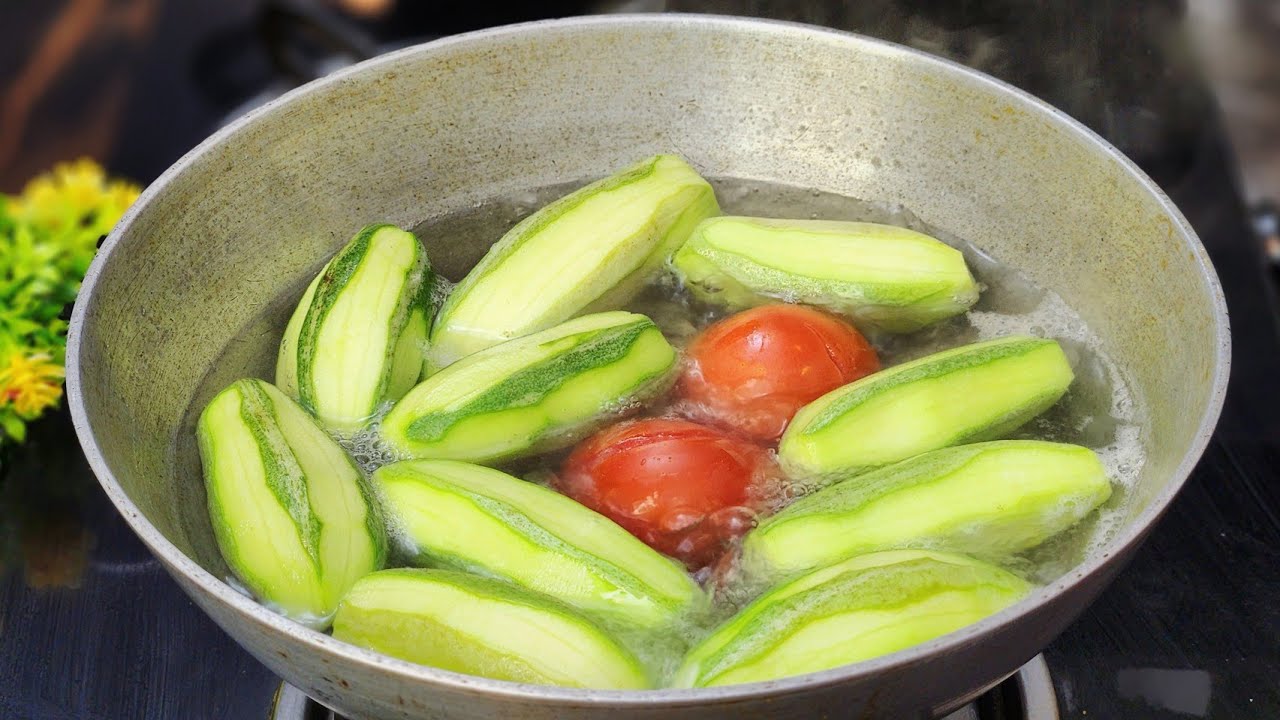 Unique Pointed Gourd Recipe | Parval Ki Sabzi | Easy Parwal Sabji Recipe | Pointed Gourd Recipe