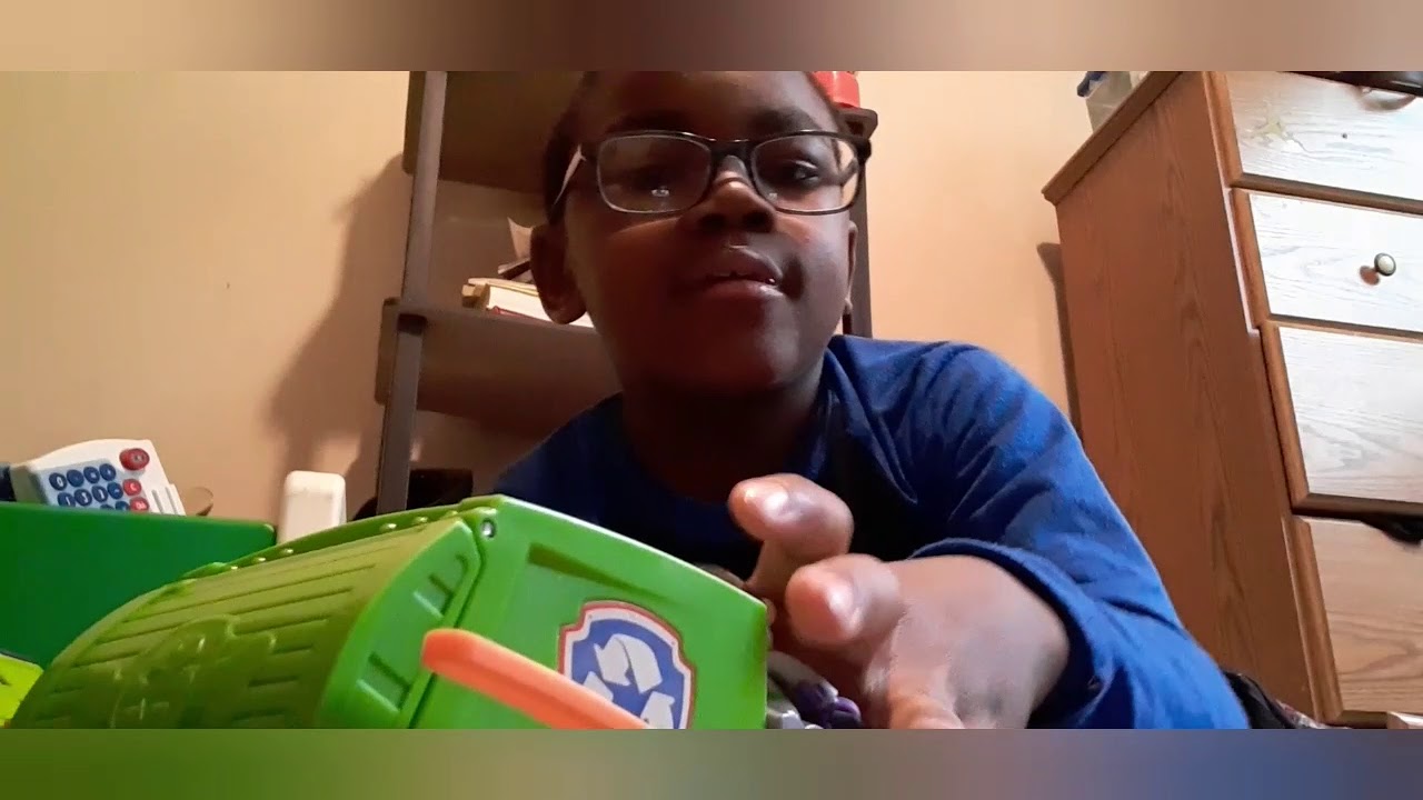 Dark titan vs superhero s