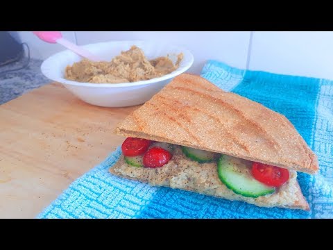hummus-sandwich-on-2-ingredient-quinoa-bread