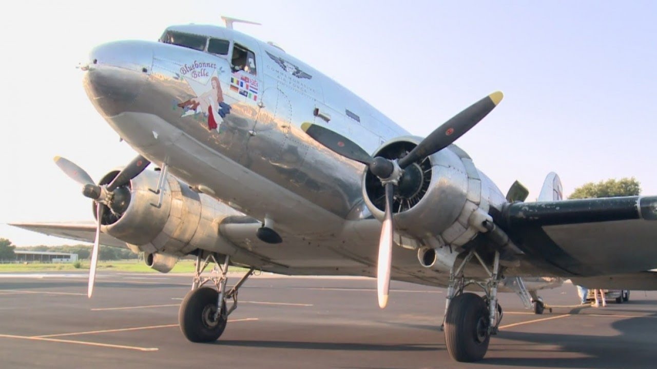 World War II aircraft and crew returns from Harvey relief mission