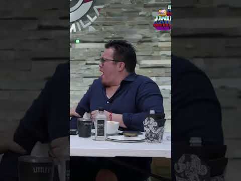 Los trapecistas en el circo.