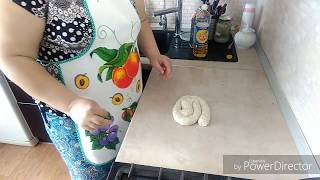 ⁣Вкусные молдавские плацинты с сырой картошкой и зеленью