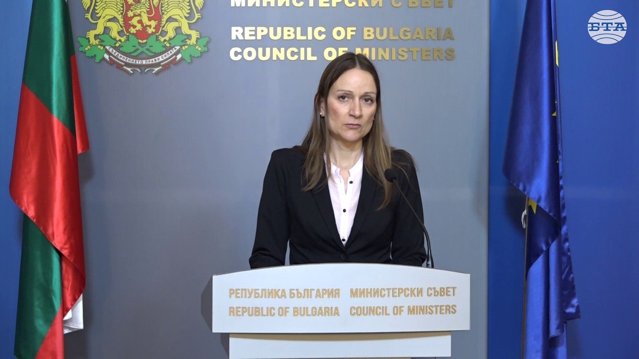 Започват проверки по бензиностанциите за спекулации с цените, заяви министърът на икономиката