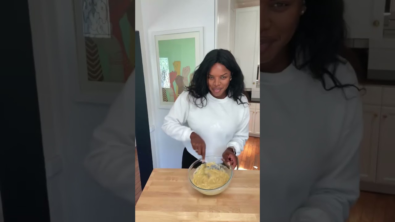 Низкоуглеводные кексы с черникой, приготовленные из миндальной муки