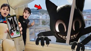 Meli̇sa Ni̇sa Korkunç Oiiaoiia Cat Exe Evi̇mi̇ze Si̇hi̇rli̇ Balon Atti Neyapacağiz