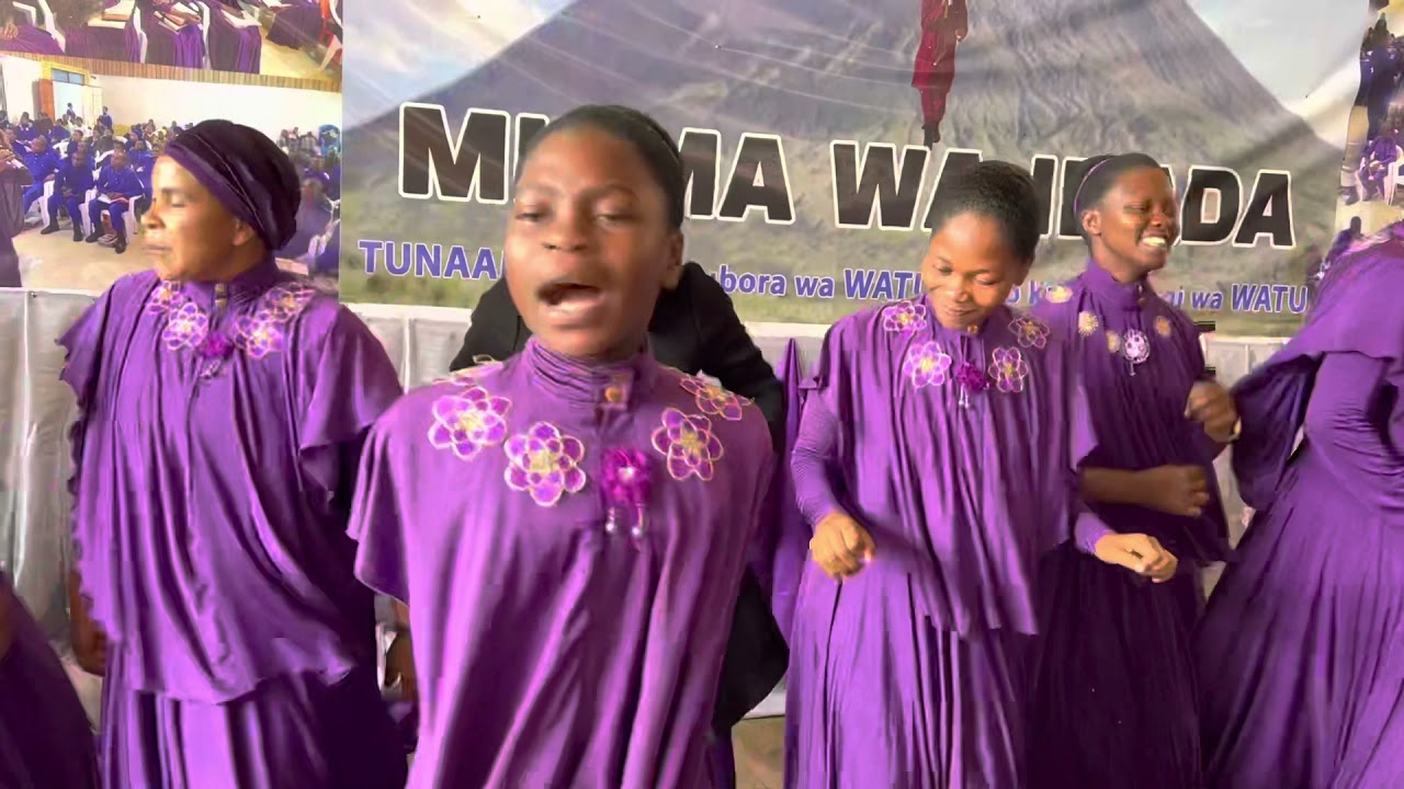 Mtoto mch mbarikiwa mwakipesile wakwanza katoa nyimbo mpya