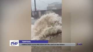 Tempestade causa prejuízos em São José do Rio Pardo.