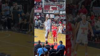 Donqueo de Thomas Robinson con asistencia de David Stockton