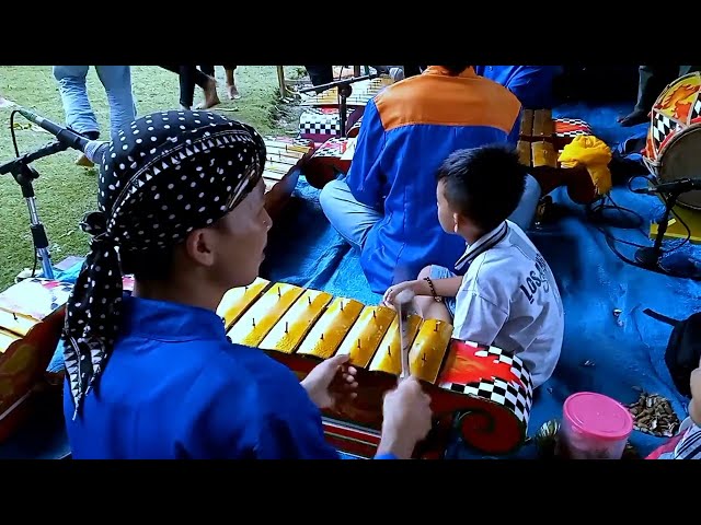 Melodi Sampak Manyura gending ebeg/wayang class=