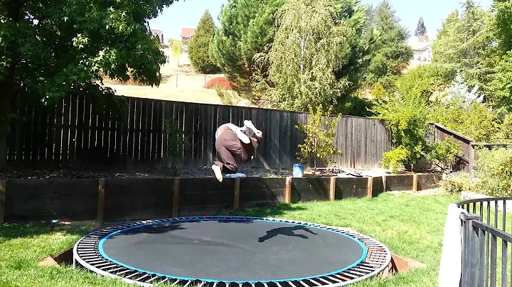 Double b twist trampoline